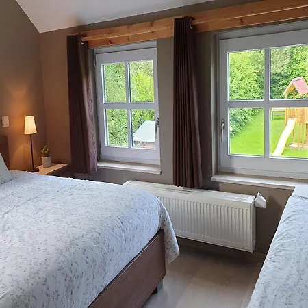 Elegant In Ferienhaus Bomal